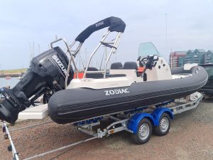 Zodiac Medline 6.8 Suzuki DF250APX and Trailer (click for enlarged image)